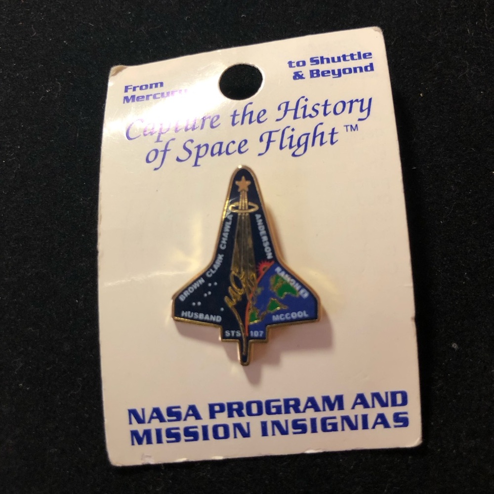 NASA STS 107 Space Shuttle Columbia enamel pin